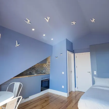 Apartment Seagull Attic W/ Stunning View & Balcony *